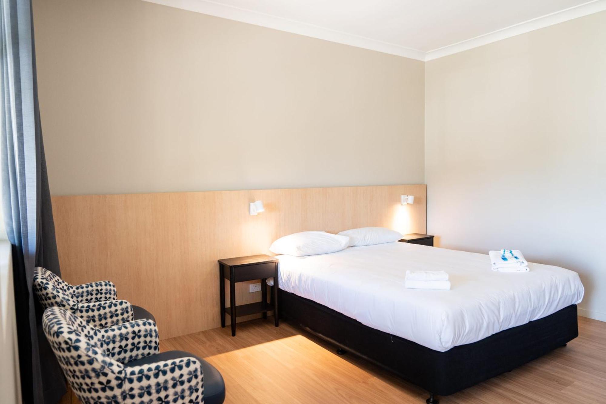 El Toro Motel Warwick Farm Exterior photo