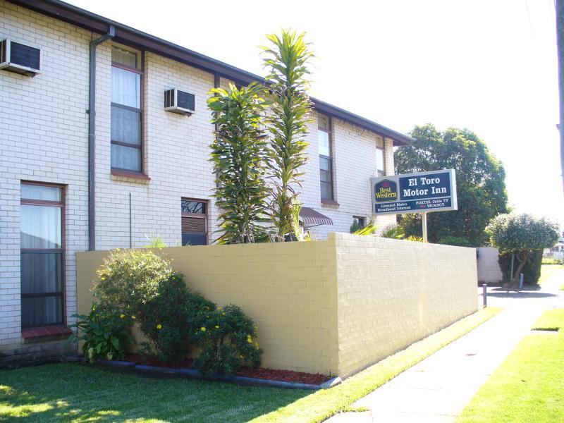 El Toro Motel Warwick Farm Exterior photo